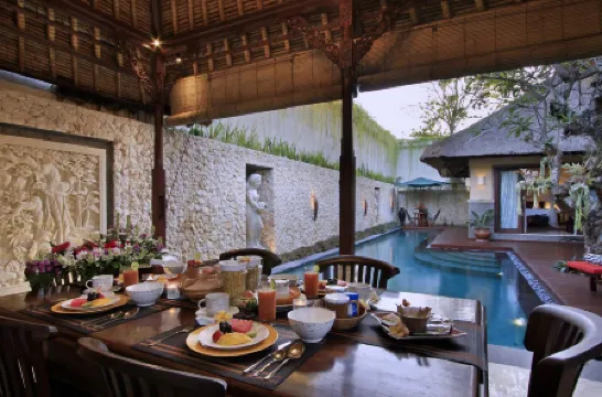 Manzelejepun Luxury Villa & Pavilion Отели рядом с достопримечательностью «Bali Theatre»