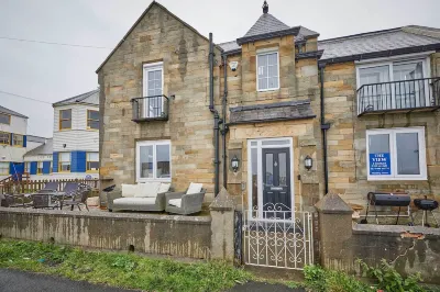 Host & Stay - the View Old Coastguard Cottage Hotels near Gala Bingo Wallsend