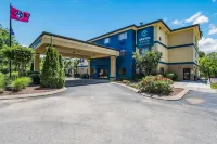 Clarion Pointe Franklin - Nashville Area Hotels near Franklin on Foot