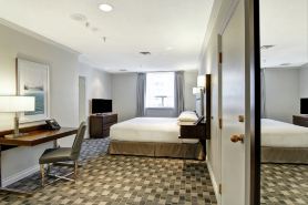DoubleTree by Hilton Toronto Downtown