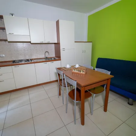 Ferienwohnung "ulivo" Mit Pool Und Privatstrand
