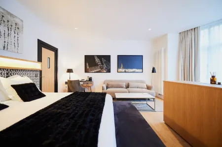Suites 124 Brussels, a Place for Lovers of Beauty Отели в г. Форест