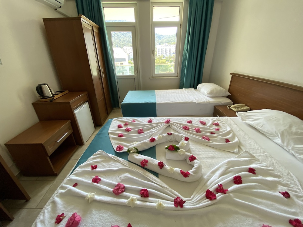 B&B Yüzbaşı Beach Hotel