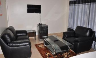Latitude 1 Suites - Housity