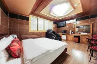 Busan Goejeong Romance