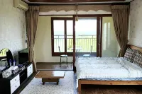 Jun House