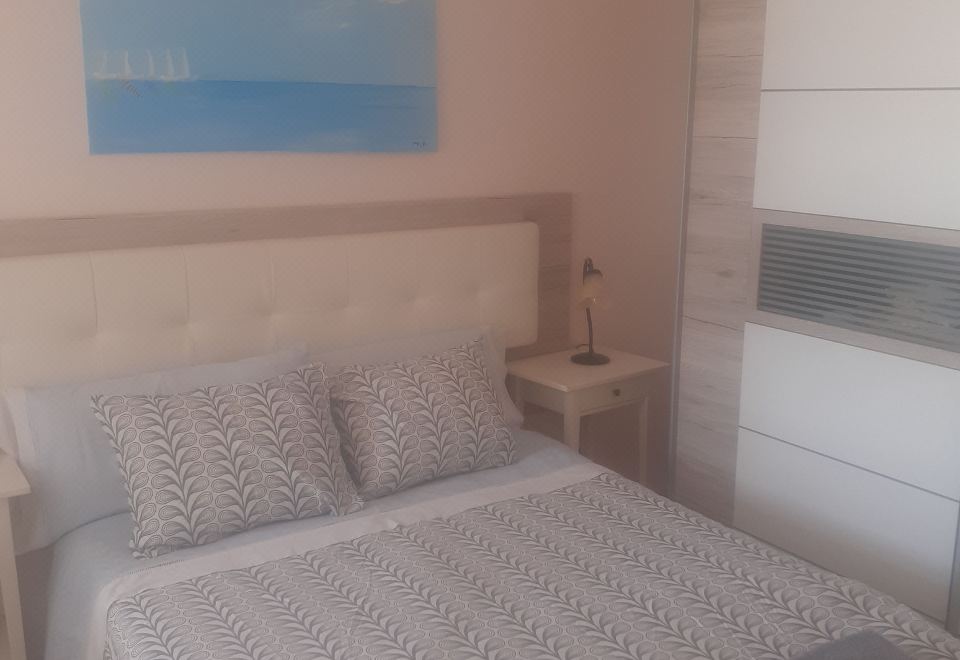 Apartamento con encanto al lado de la playa/puerto del Carmen Lanzarote -  Valoraciones de hotel de estrellas en Puerto del Carmen