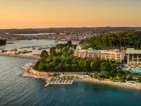 Monte Mulini Adults Exclusive Hotel by Maistra Collection Hôtels à proximité de : Parc Punta Corrente