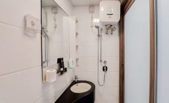 Cozy Stay and Strategic Studio at Sky House Apartment BSD - Housity