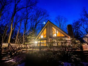 Swimming Bear Lodge