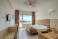 Lago Playa Hotels in La Savina
