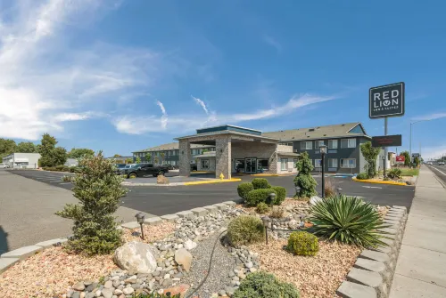 Red Lion Inn & Suites Kennewick Tri-Cities Hotels in Kennewick