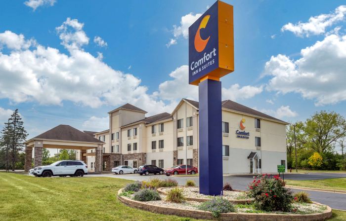 Comfort Inn & Suites North Aurora - Naperville