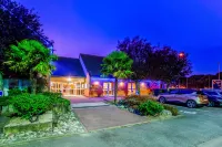 Comfort Hotel Orleans Saran