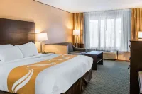 Quality Inn & Suites Hotel di Hancock
