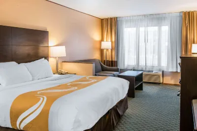 Quality Inn & Suites Hotels near Michigan Technological University