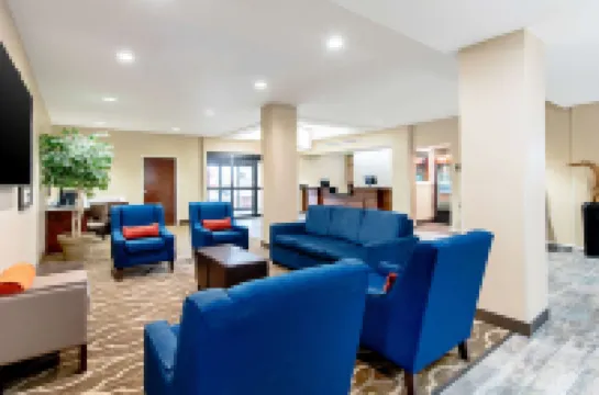 Comfort Inn & Suites Pine Bluff