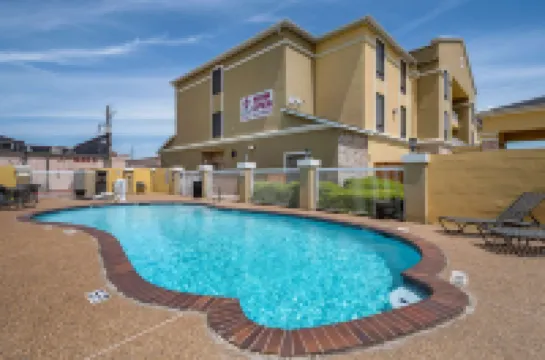 ベストウェスタン プラス マッキニー イン & スイーツ マッキニーのホテル