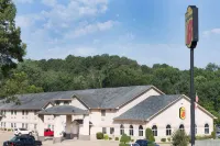 Super 8 by Wyndham El Dorado Hotels near Henley Feed & Farm Supply Inc.