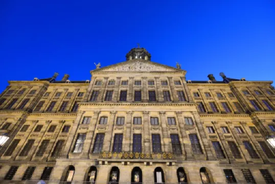 ベストウェスタン ダム スクエア イン