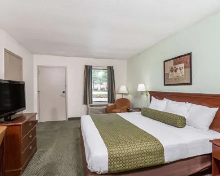 Days Inn by Wyndham Raleigh Glenwood-Crabtree Hotels in Raleigh