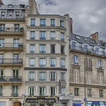 Hôtel Prony Monceau Отели рядом с достопримечательностью «Триумфальная арка»