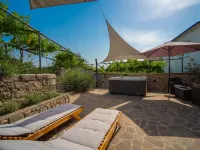 Dedina srića Hotels in Bribir