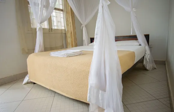 埃米利娜旅遊酒店