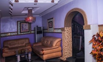 Abanet Hotel & Suites