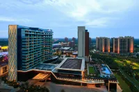 Renaissance Haikou Hotels near هايكو