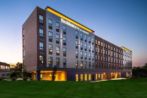 Residence Inn Boston Waltham Hoteles en Waltham