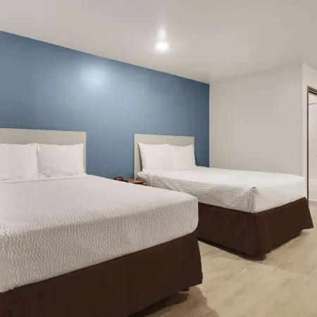 WoodSpring Suites Conroe