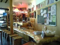 Café & Inn That Sounds Good - bar