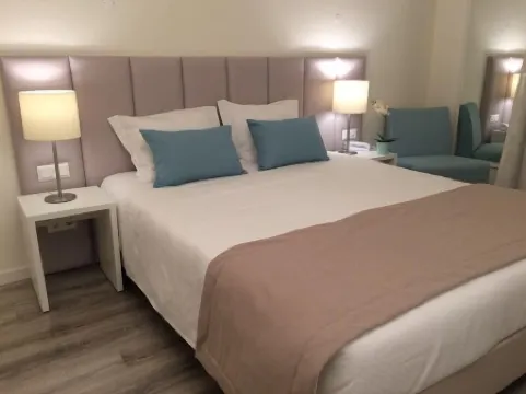 阿爾庫蒂姆酒店