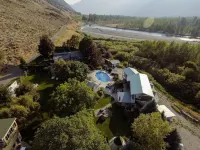 Similkameen Wild Resort & Winery Retreat