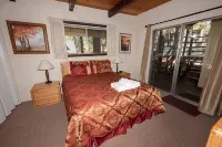 1360 Knoll Lane 3 Bedroom Home by RedAwning - Chalets