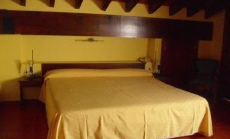 Hostal La Mancha - Housity