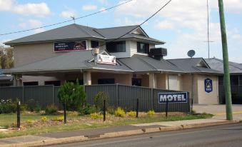 Oakey Motor Inn