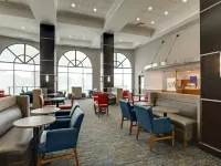 Holiday Inn Express & Suites NASHVILLE-OPRYLAND by IHG Hotels near Opry Mills
