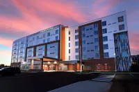 Courtyard Indianapolis Fishers Hotels near The Wellington Fishers Banquet & Conference Center