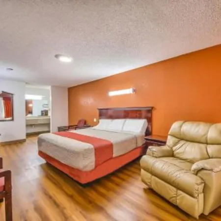 Hillcrest Inn & Suites Ozona