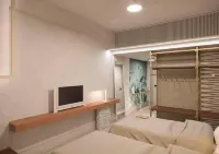E.J. Pyrgos Bay Hotel