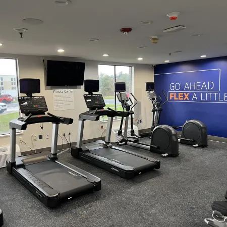 Holiday Inn Express ROCKY MOUNT – SPORTS CENTER by IHG