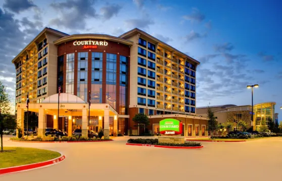 達拉斯艾倫活動中心萬怡酒店