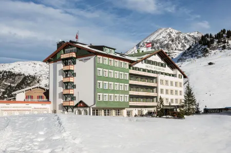 Hotel Edelweiss