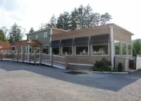 Lake Front Hotel Hotel di Cooperstown