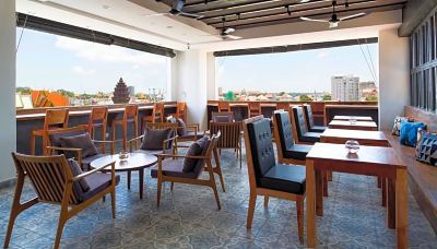 レストラン パティオ ホテル&アーバン リゾート プノンペンの写真