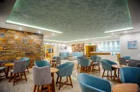 Tropical Hotels in Chaniotis