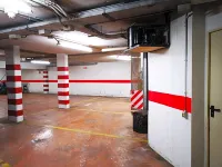 HR Hotel - parking