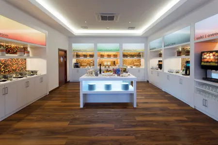 Hampton by Hilton Gdansk Airport Отели в г. Пшодково